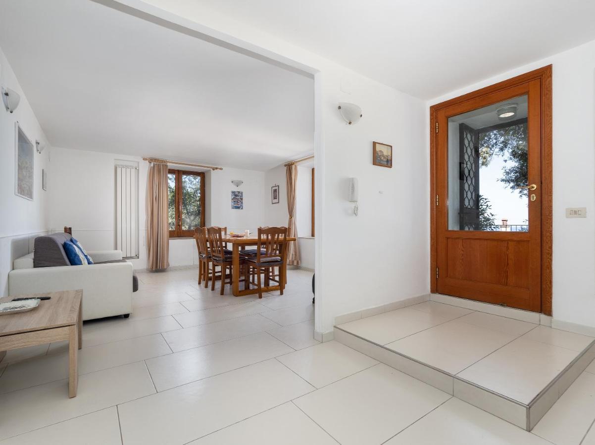 Villa Ulivi Apt à Sorrente Extérieur photo
