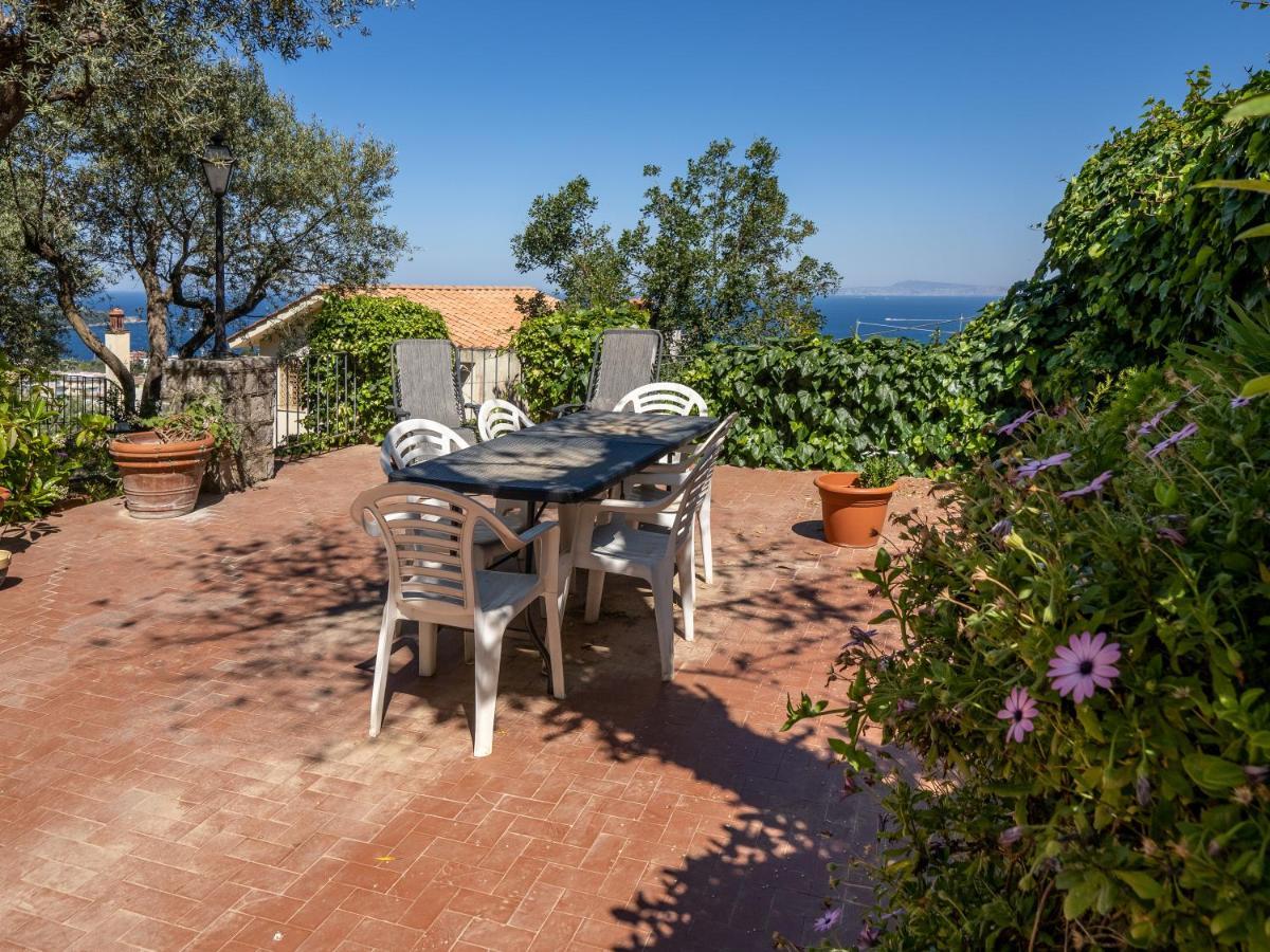 Villa Ulivi Apt à Sorrente Extérieur photo